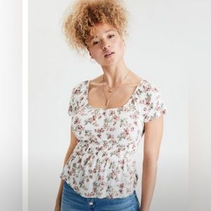 American Eagle Floral Scoop Neck Tee